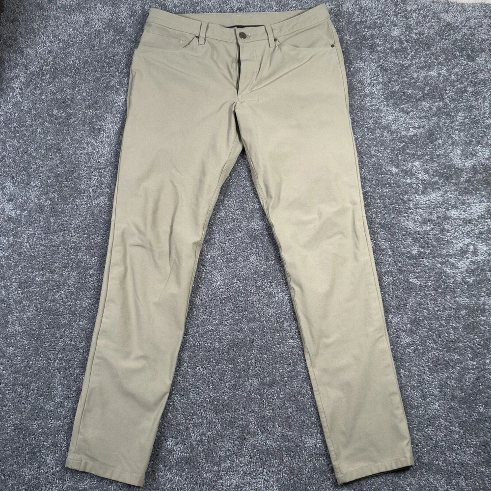 Lululemon Men 32 Sand ABC Classic Warpstreme Fabric 5 Pocket Jeans M5552S *READ*